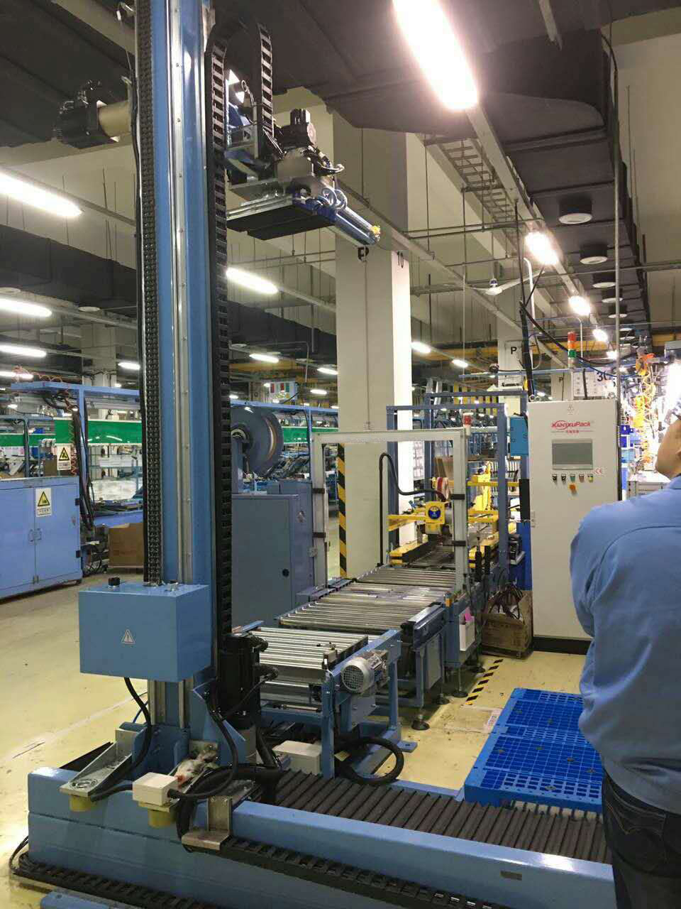 1498463993915775.jpg 1493015354140606.jpg